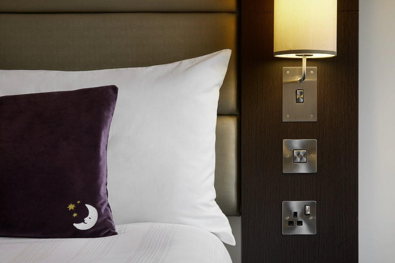 Premier Inn Epsom South Εξωτερικό φωτογραφία